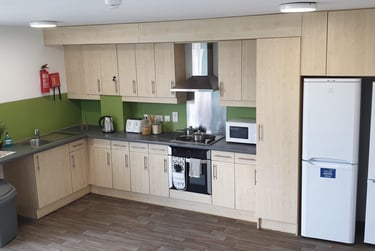 1 bed house, De Walden Way, City Centre, Bradford, BD71BD - Image 6